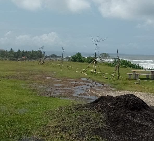 tanah los pantai nyanyi