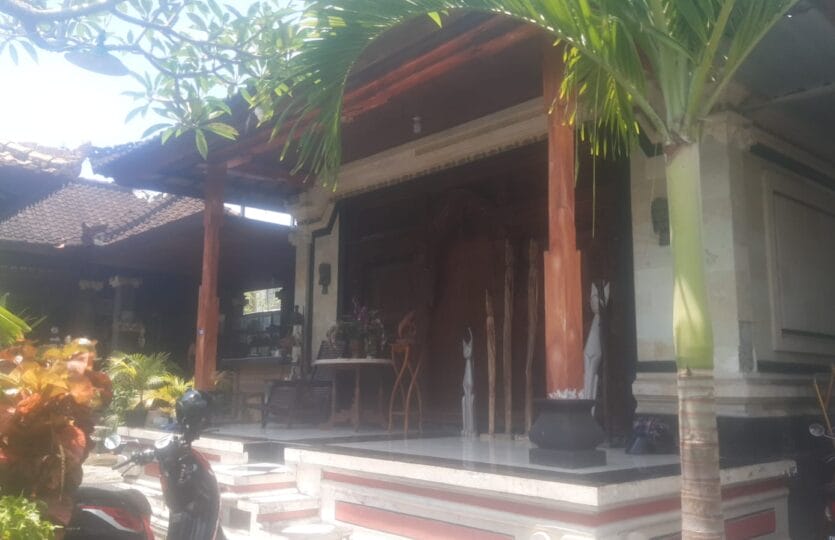 Rumah style bali murah di gatsu