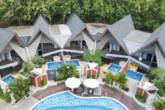 Quiet and unpretentious luxury villa located in