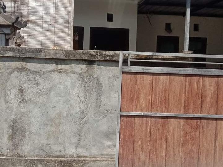 For sale, a one-story house in Babakan Gianyar